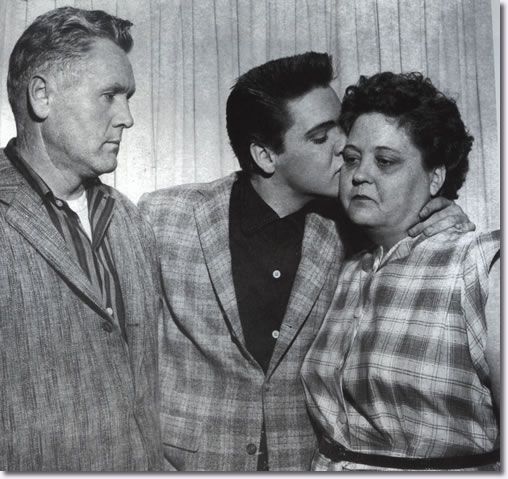 august-14-1958-glady-presley-elvis-mother-dies-best-classic-bands