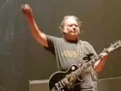 Neil Young Announces Return to Touring