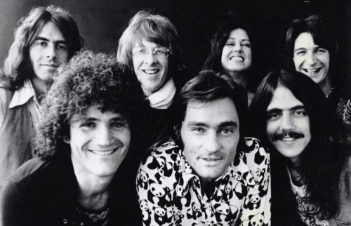 Jefferson_Starship_photo_1976 (crop)