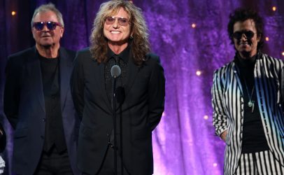 Deep Purple Inducted in Rock Hall with ‘Smoking’ 2016 Set