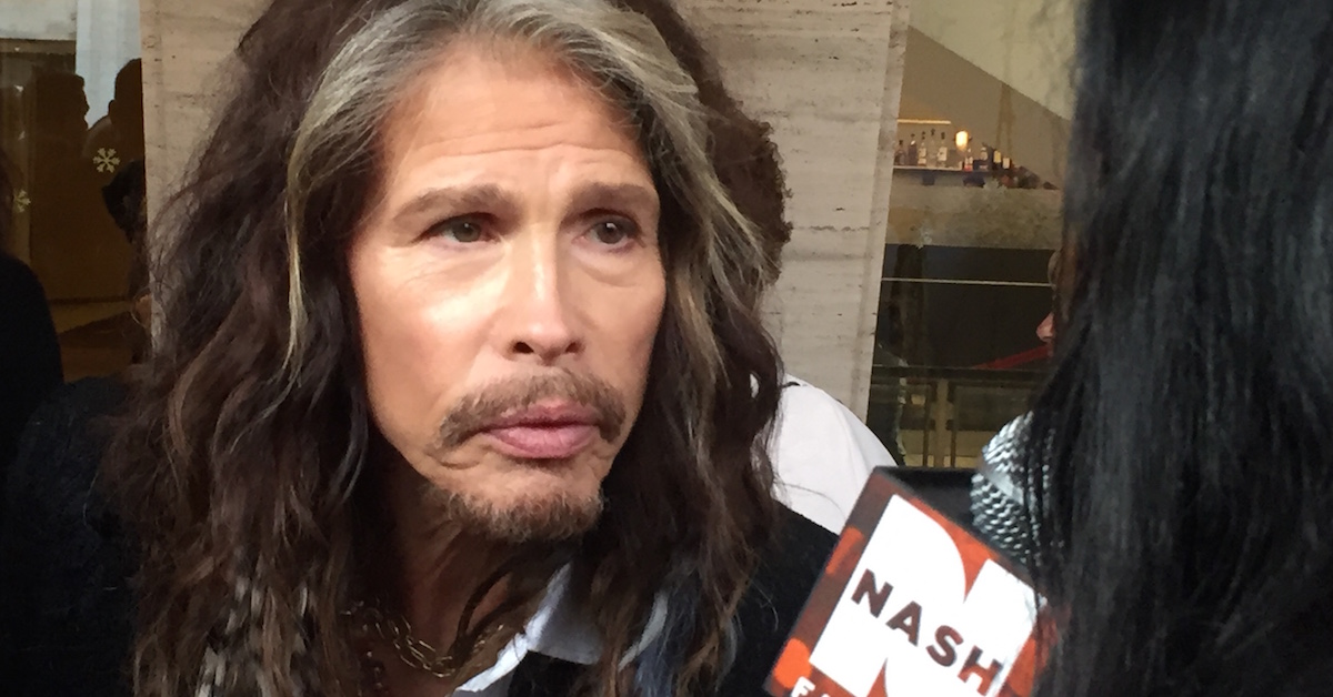 Steven Tyler Solo Tour Announced; Performs NYC Benefit | Best Classic Bands