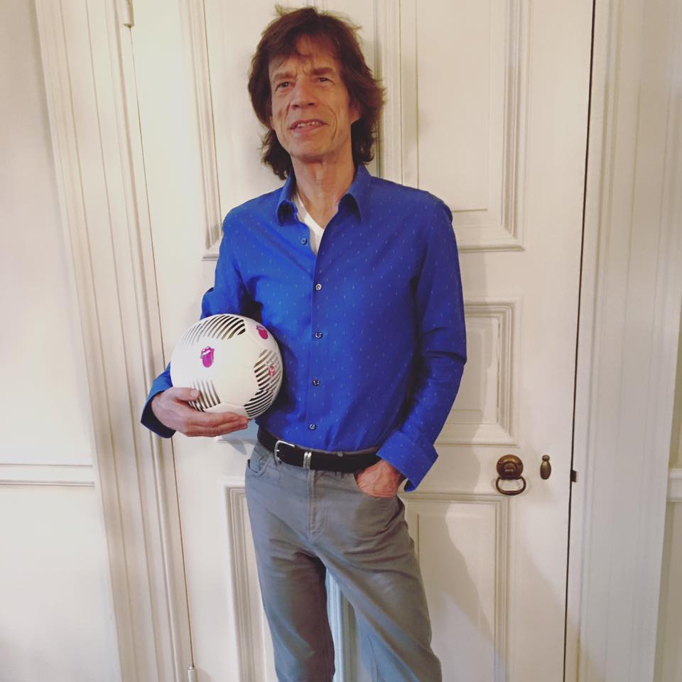 Mick Jagger is having a ball! (Photo via his Facebook page)