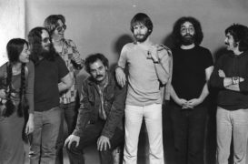 Donna Jean Godchaux-MacKay, Grateful Dead Singer During the 1970s, Dies