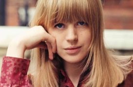 Marianne Faithfull, Legendary Singer, Actress and Stones Muse, Dies