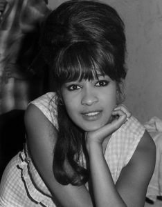 Ronnie Spector Interview: ‘Be My Baby’ and Her Biggest Influence | Best ...