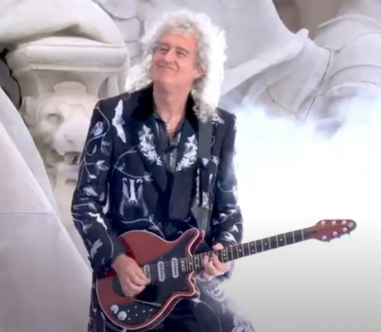 Brian May, Rod Stewart, Elton John Perform at Queen’s Platinum Jubilee