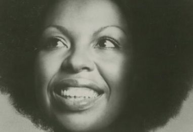 Roberta Flack, Now With ALS, is Subject of ‘American Masters’ PBS Special