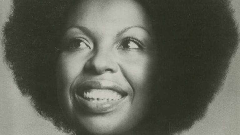 Tributes For Roberta Flack, ’70s Singer Who Made History | Best Classic ...