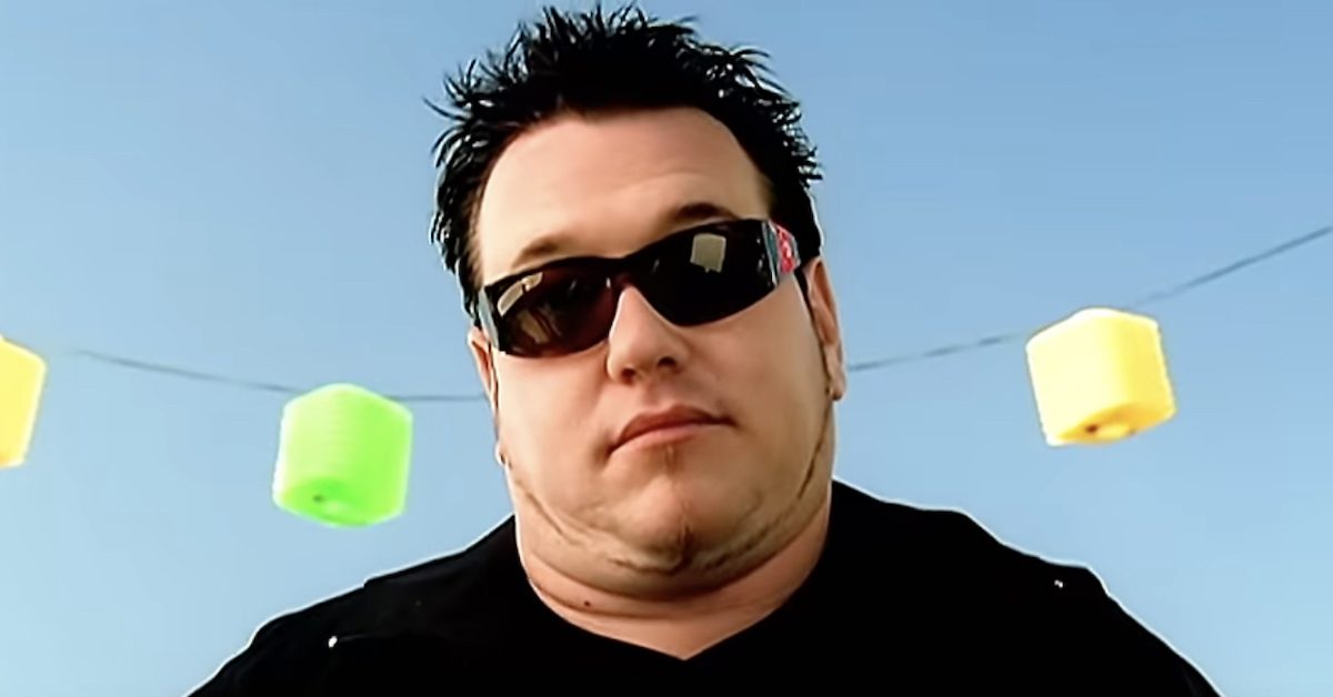 Smash Mouth - All Star (Official Music Video) 