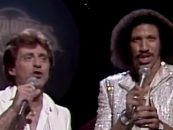 Frankie Valli, Lionel Richie Perform Funk-ified ‘Grease’ on ‘The Midnight Special’