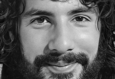 Yusuf/Cat Stevens U.S. Book Tour is Cancelled: ‘It’s Befuddling to Us All’